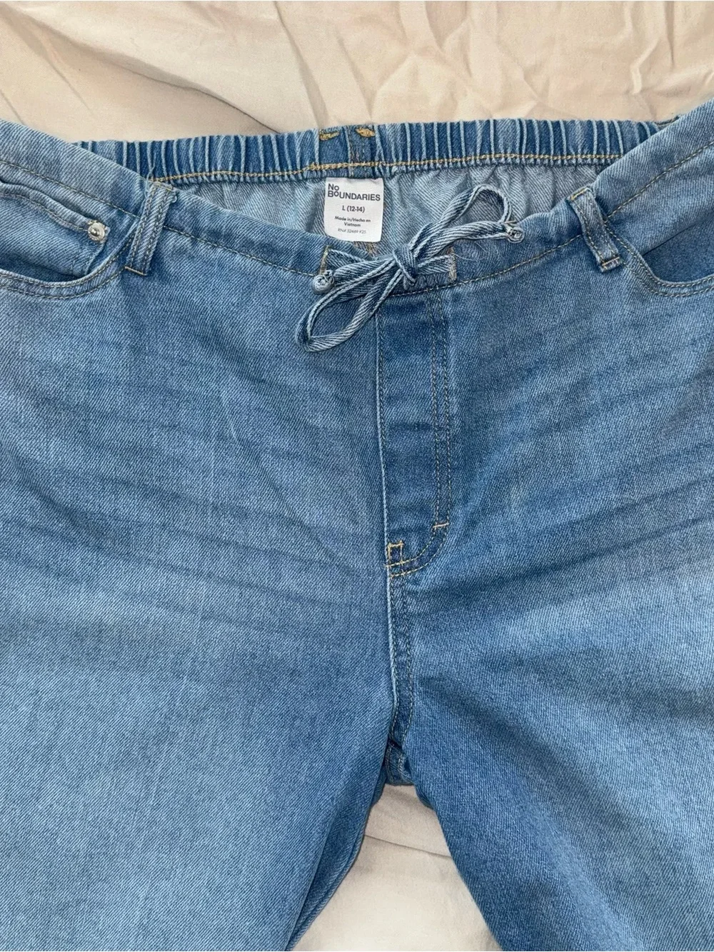 No Boundaries Light Blue Wide Leg Jeans - Picture 3 of 4